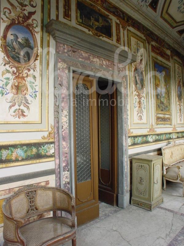 Villa indipendente plurilocale in vendita a Carrara