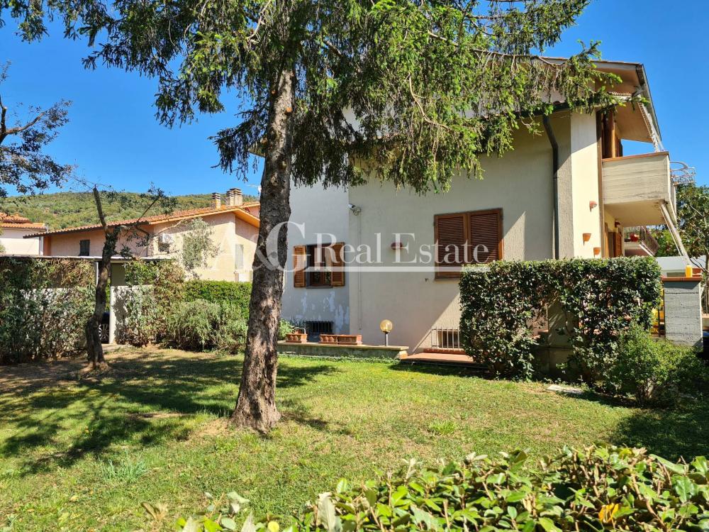 Villa indipendente plurilocale in vendita a Grosseto