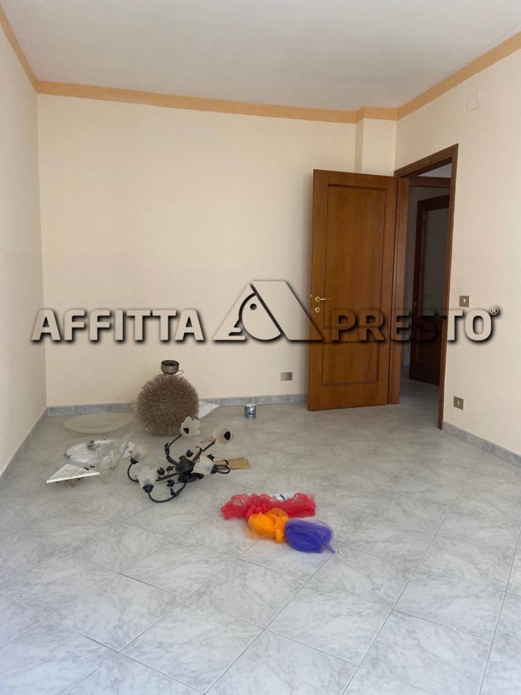 Appartamento trilocale in affitto a Livorno