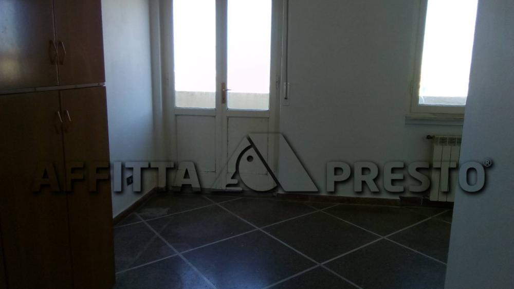 Appartamento quadrilocale in affitto a Livorno