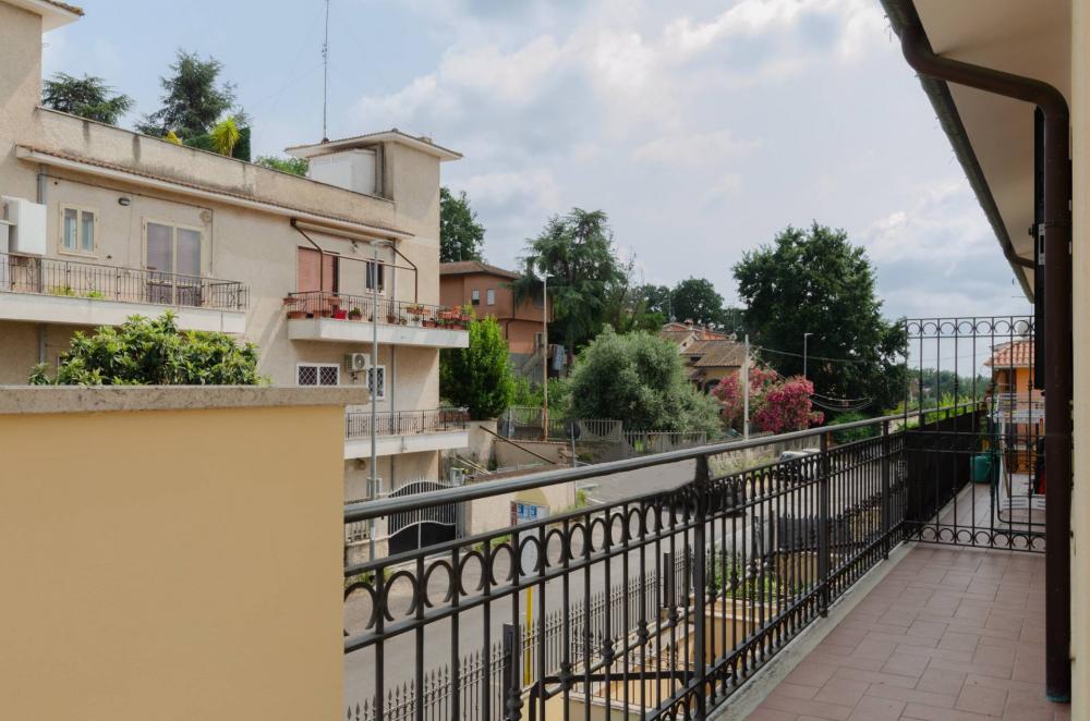 Appartamento trilocale in vendita a Roma