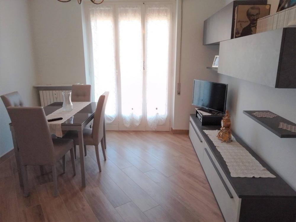 Appartamento quadrilocale in affitto a Albenga