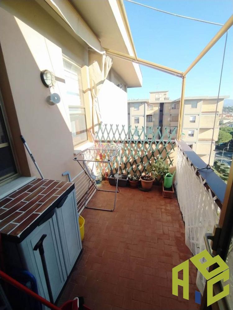 soggiorno - Appartamento plurilocale in vendita a Rosignano solvay