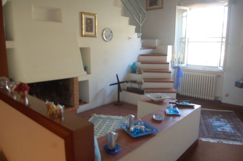 Casa plurilocale in vendita a Rosignano solvay