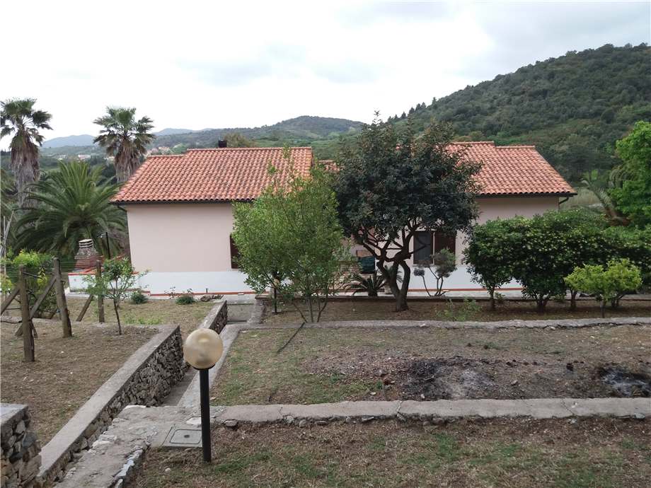 Villa trilocale in vendita a Campo nell'Elba