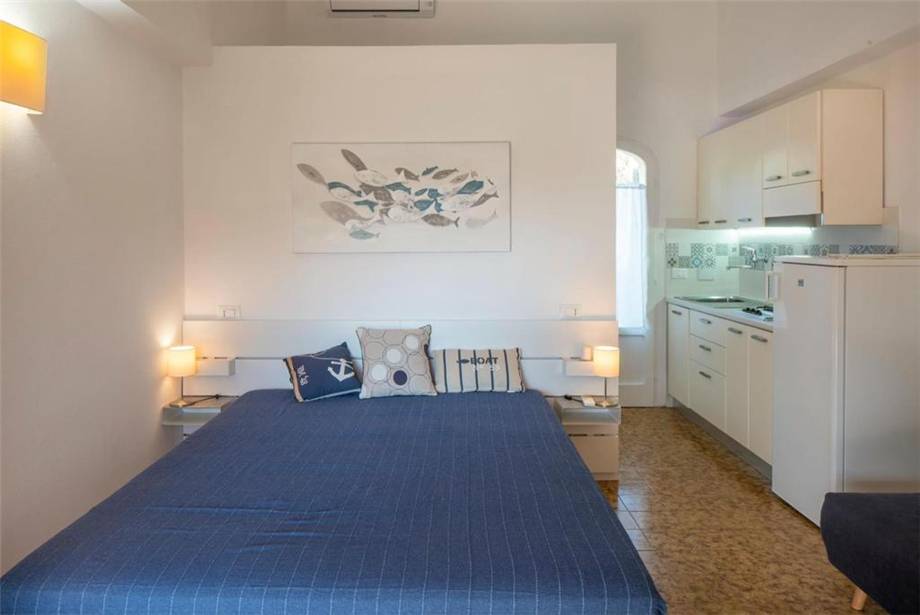 Villa indipendente quadrilocale in vendita a Porto Azzurro