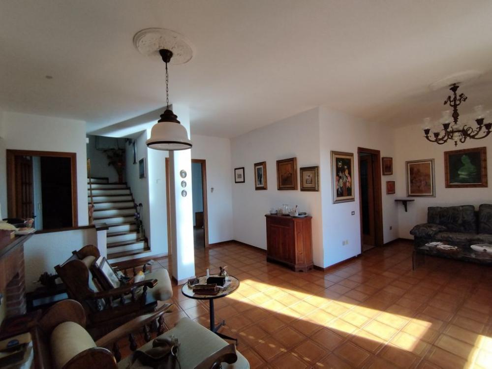 Villa indipendente plurilocale in vendita a San rocco