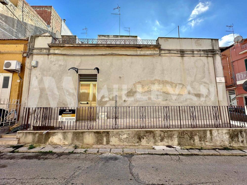 Casa plurilocale in vendita a Pozzallo