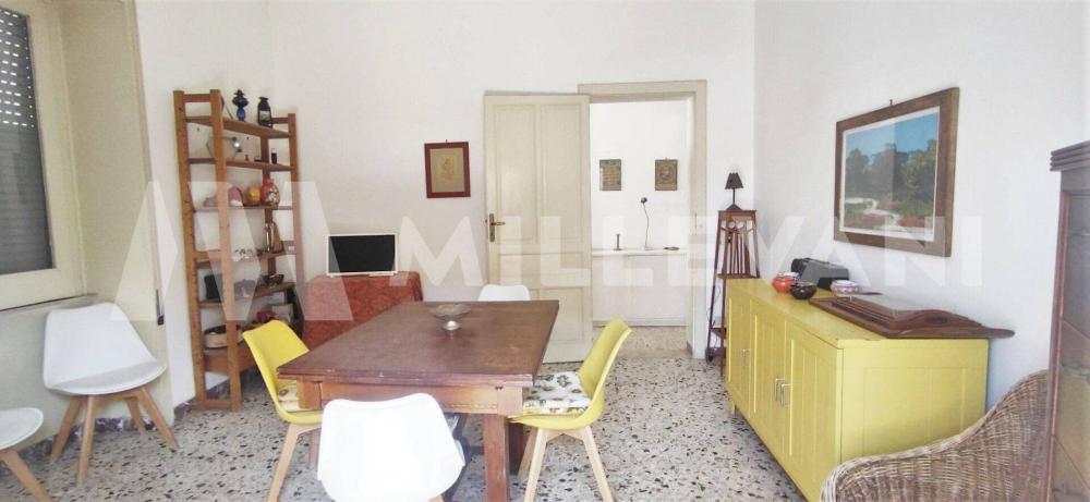 Villa indipendente plurilocale in vendita a Chiaramonte Gulfi