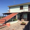 Villa quadrilocale in vendita a Pozzuoli