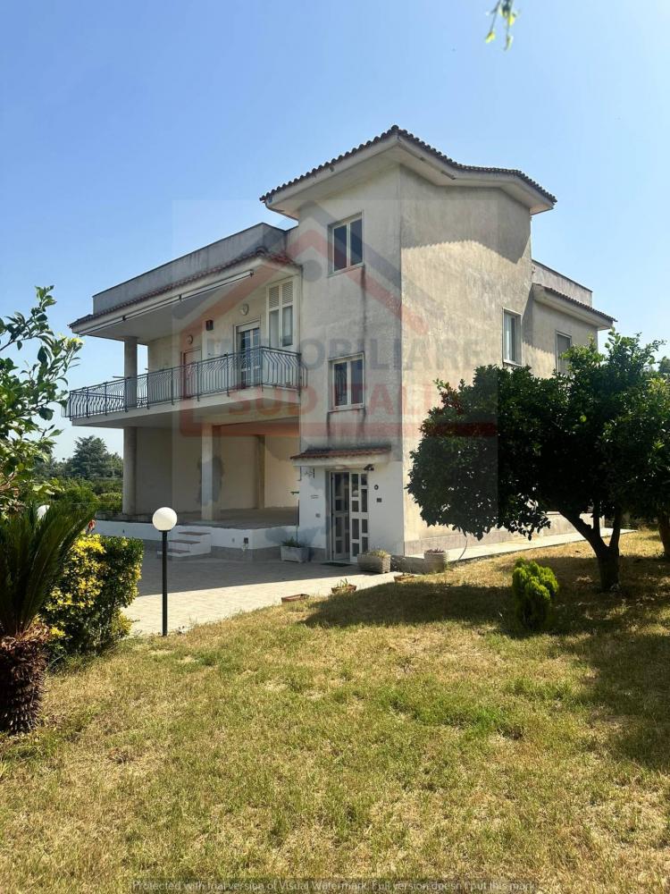 Villa trilocale in vendita a Giugliano in Campania