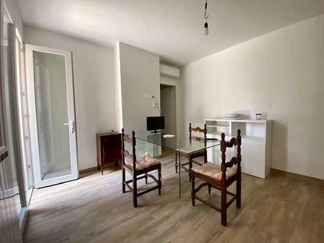 Appartamento trilocale in affitto a Tirrenia