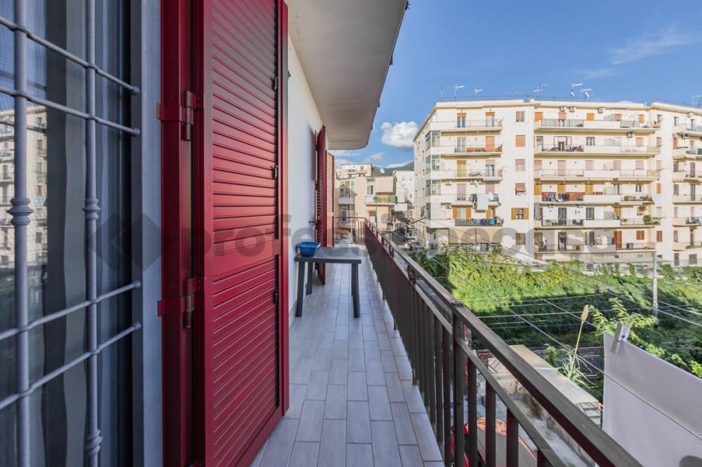 Appartamento trilocale in vendita a torre del greco
