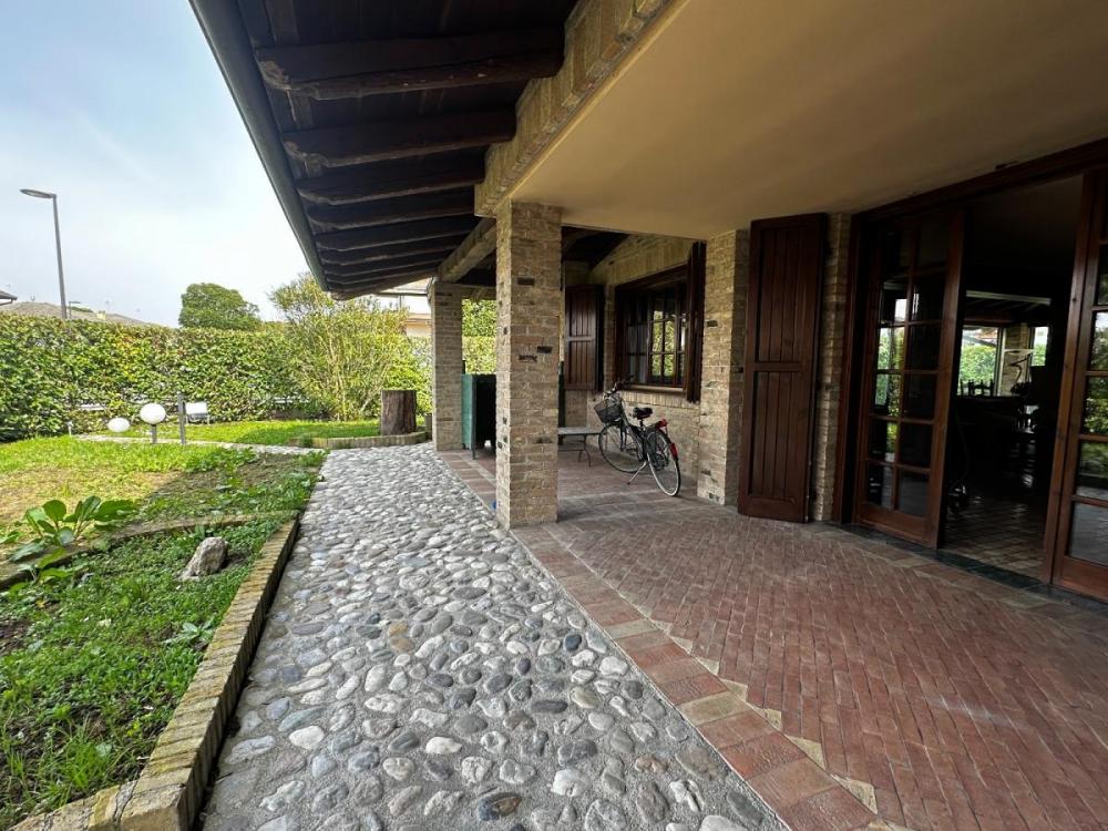 Portico - Villa plurilocale in vendita a Bibione