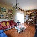Villaschiera plurilocale in vendita a Viareggio