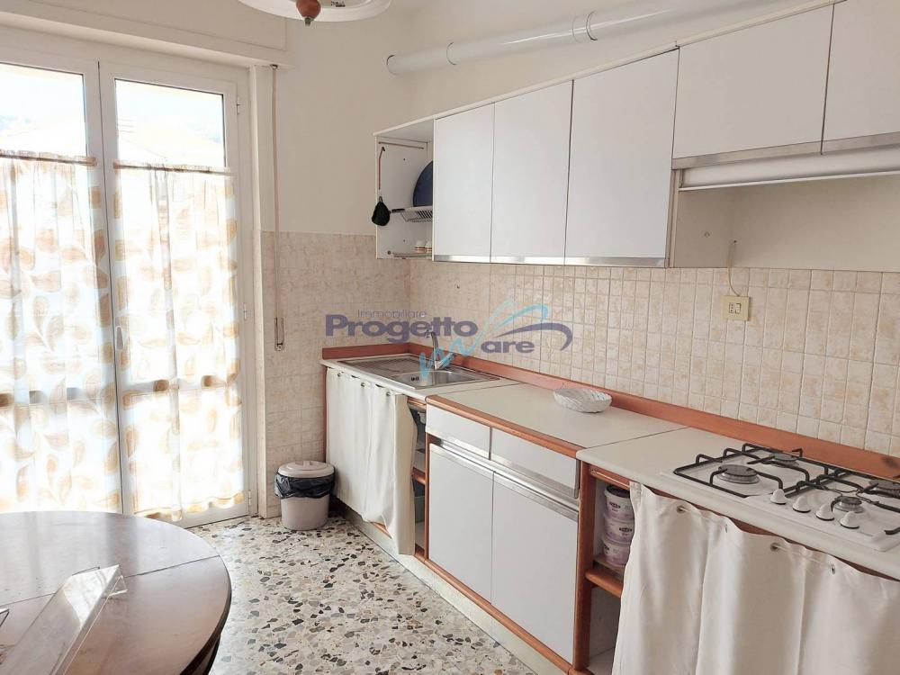 Appartamento quadrilocale in vendita a Pietra Ligure