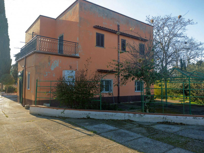 Villa plurilocale in vendita a ginosa