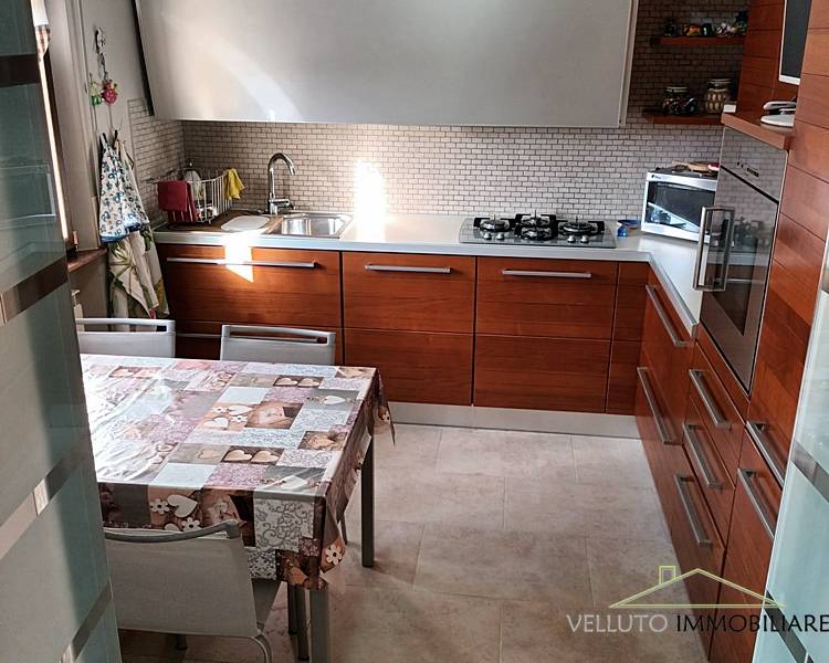 Appartamento plurilocale in vendita a Senigallia