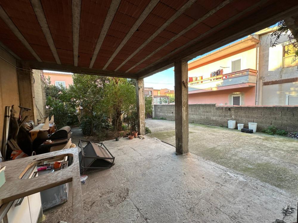 Casa plurilocale in vendita a Capoterra