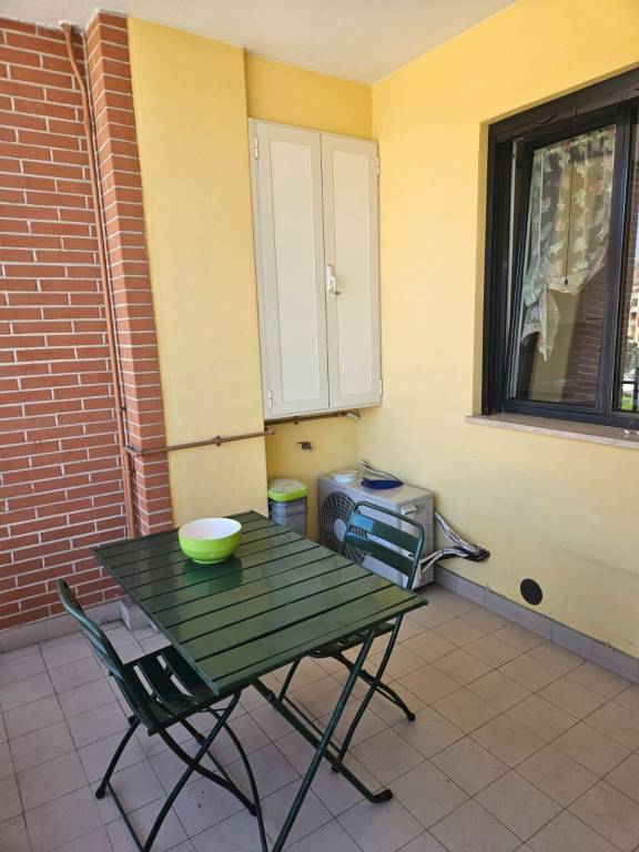 b76c6832fca8c6ad925a0960c2b0ecab - Appartamento trilocale in vendita a Roma