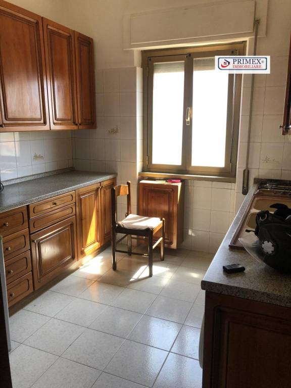 792fae34b3ffbb4502da13019e7634ac - Appartamento trilocale in vendita a Roma