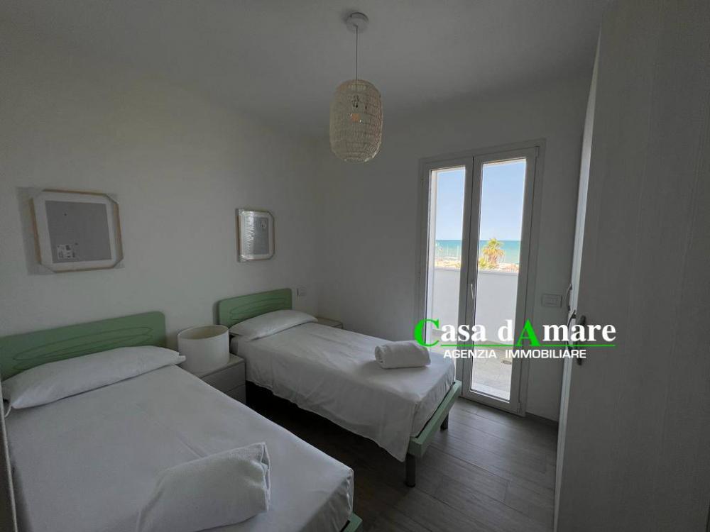 Appartamento quadrilocale in affitto a Alba Adriatica