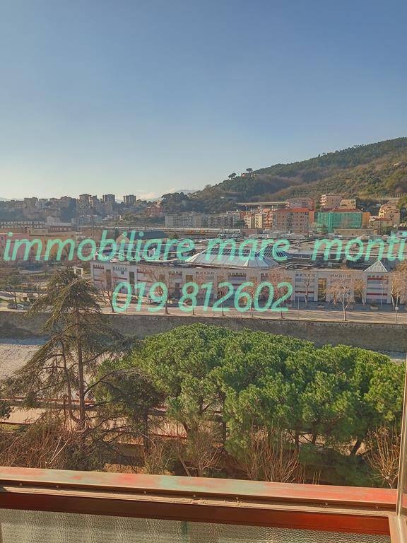 Appartamento trilocale in vendita a Savona
