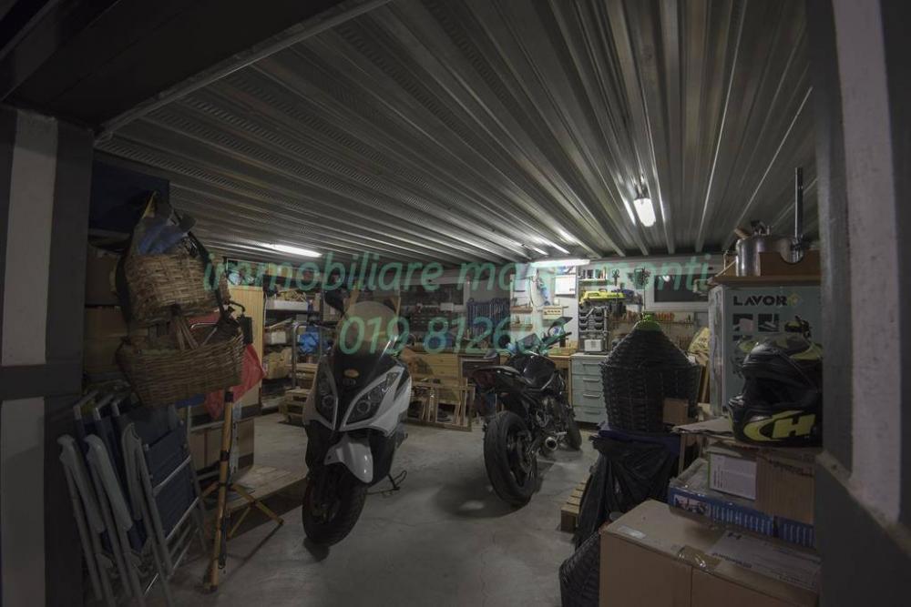 Garage monolocale in vendita a Savona