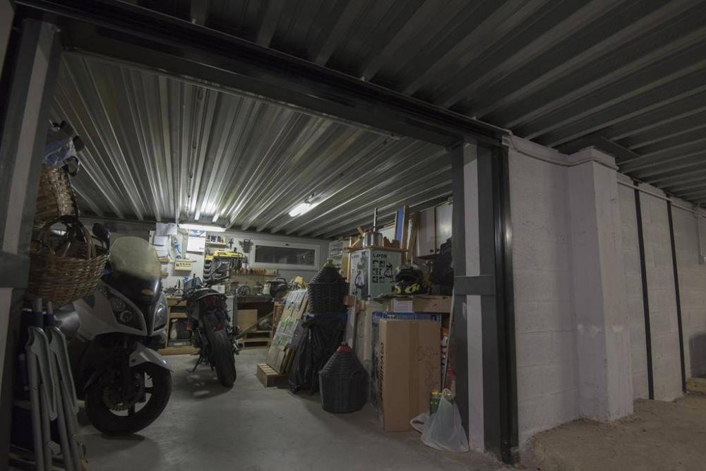 Garage monolocale in vendita a Savona