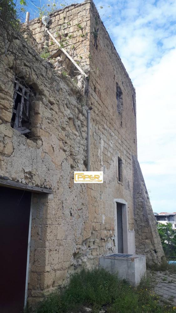 Villa monolocale in vendita a Bacoli