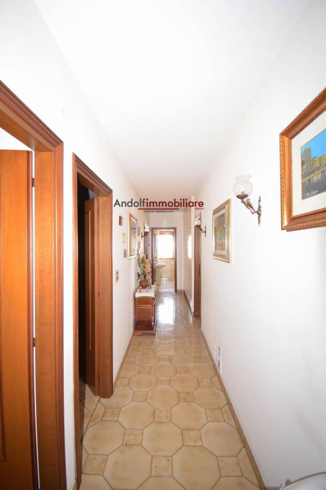 Appartamento plurilocale in vendita a Gaeta
