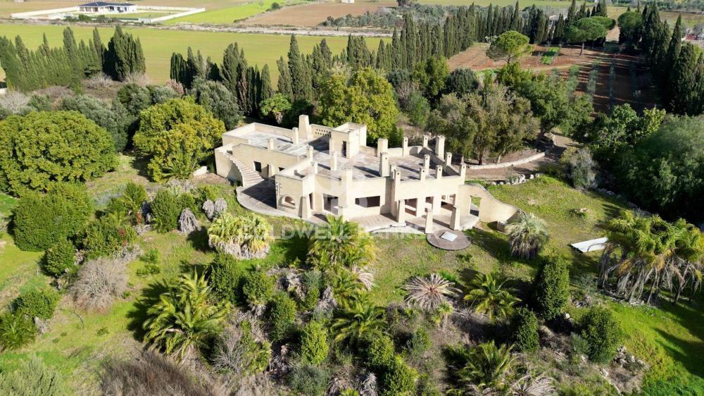 Villa indipendente plurilocale in vendita a Nardò