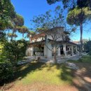 Villa indipendente plurilocale in vendita a forte-dei-marmi