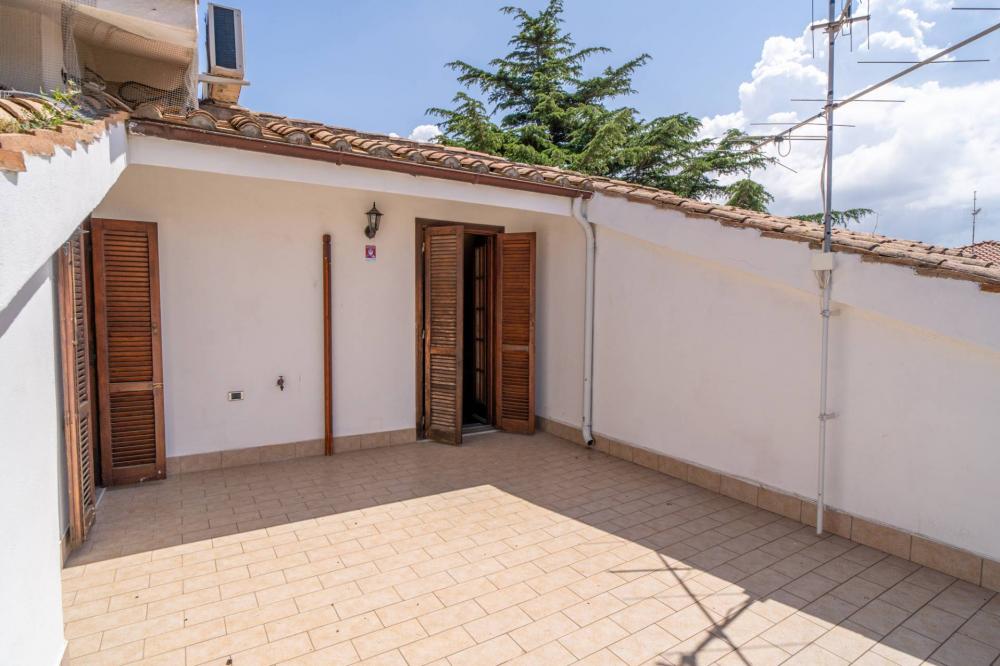 Villa plurilocale in vendita a Tarquinia