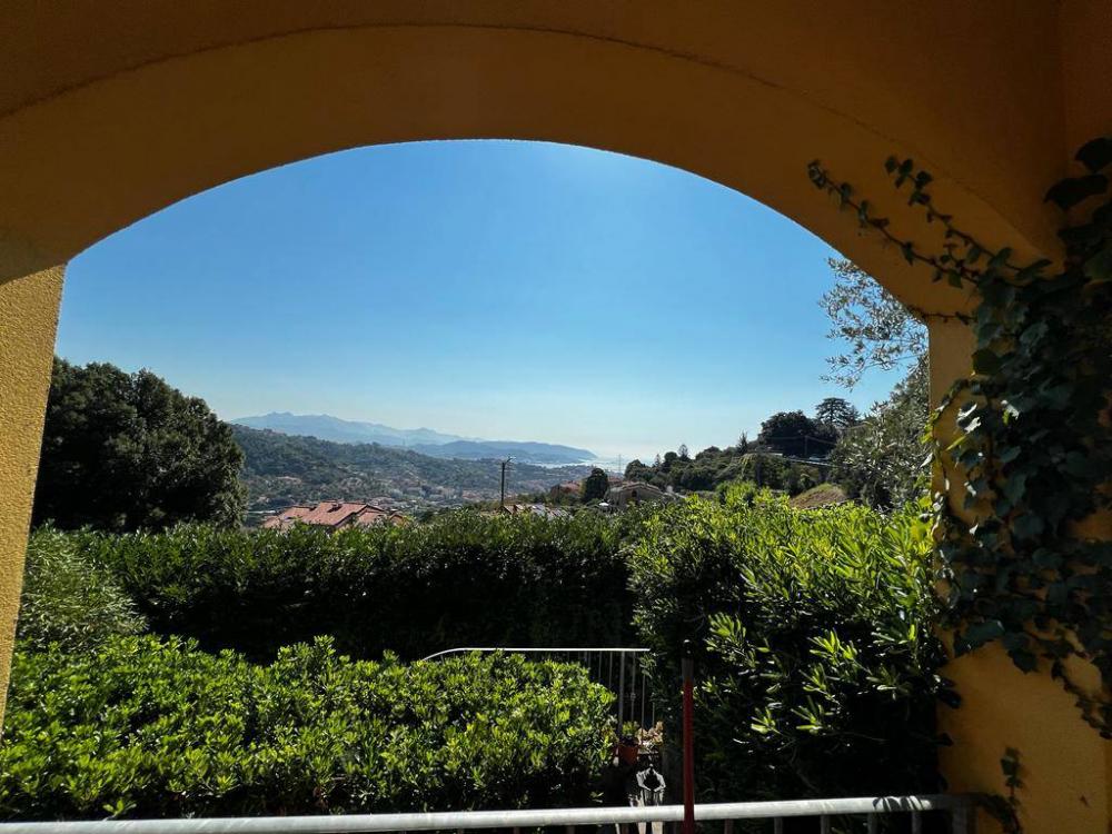 Foto - Villa plurilocale in vendita a LA FOCE