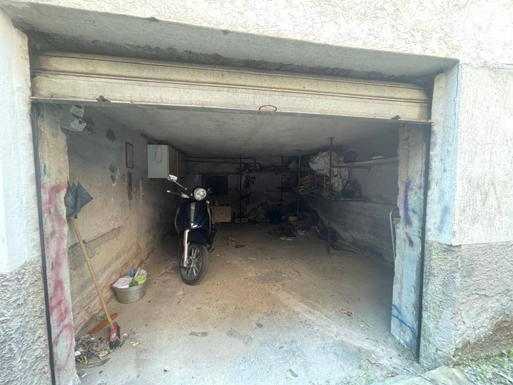 Garage monolocale in vendita a Terracina