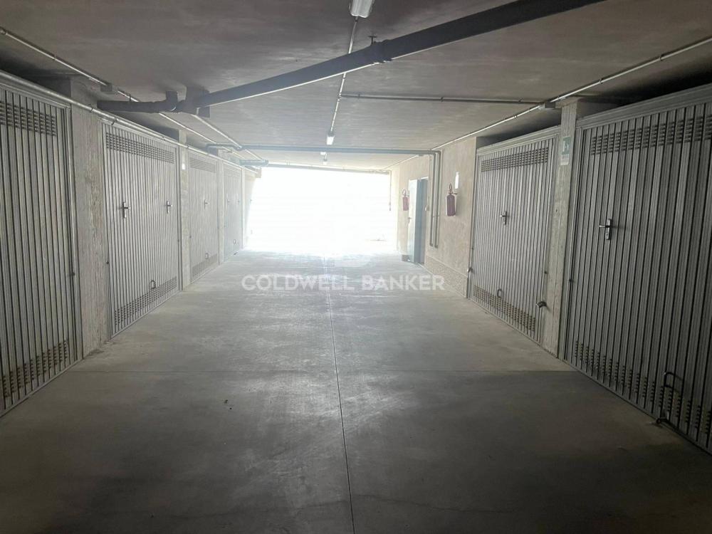 Garage monolocale in vendita a Lecce