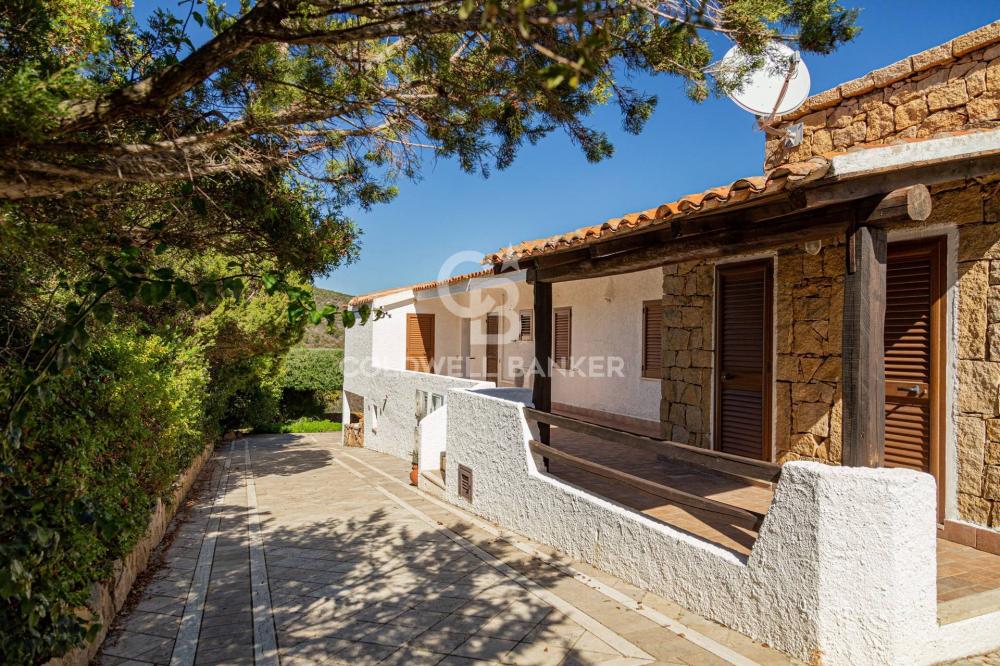 Villa indipendente plurilocale in vendita a Olbia