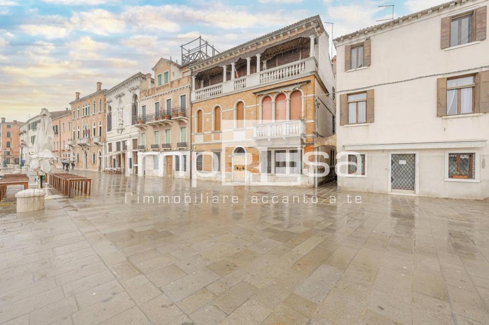 Appartamento trilocale in vendita a Venezia