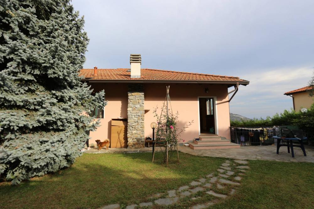 Villa indipendente plurilocale in vendita a Taggia
