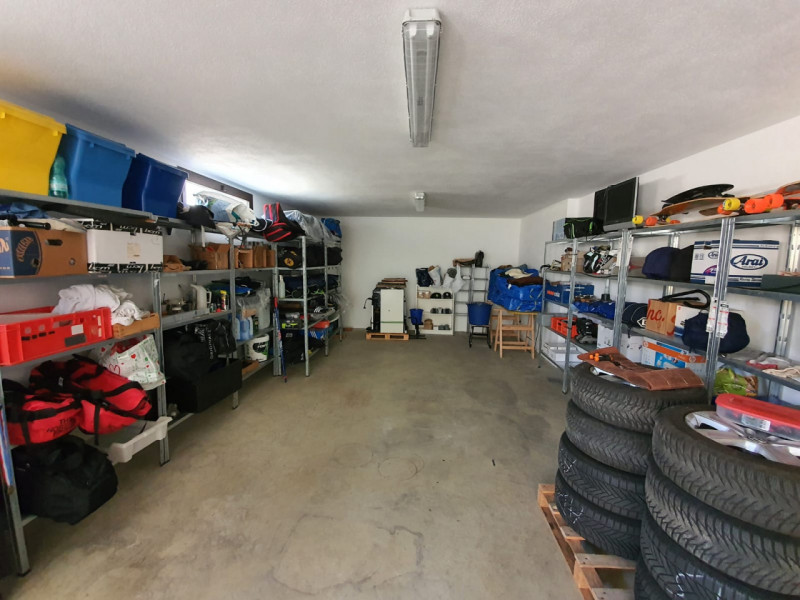 Garage in vendita a olbia