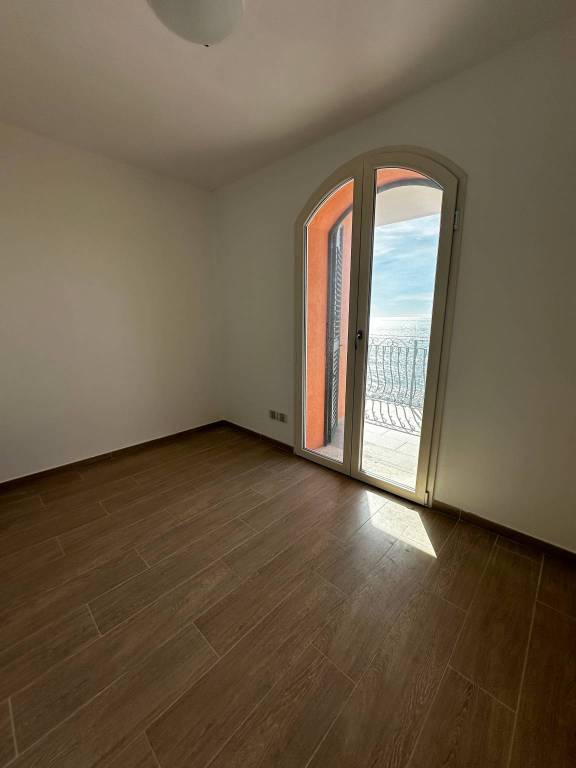 d008c9ce58dedceef69c391221341ff2 - Appartamento quadrilocale in vendita a Sanremo