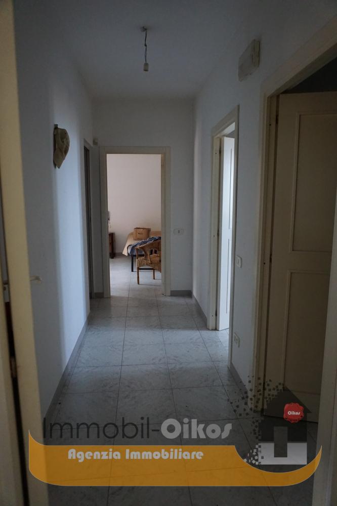 corridoio - Appartamento plurilocale in vendita a Giulianova