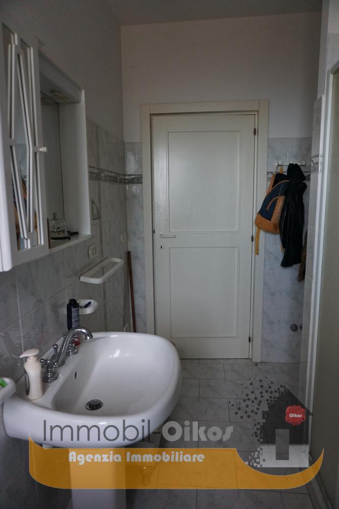 Bagno piano primo - Appartamento plurilocale in vendita a Giulianova