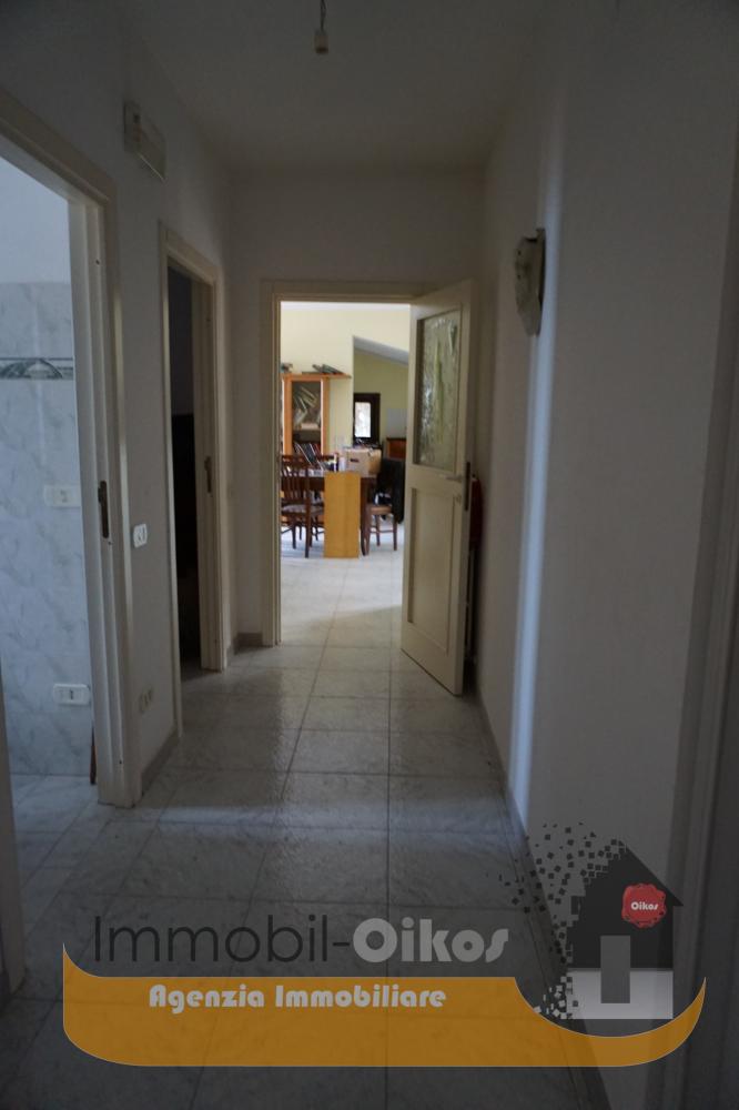 corridoio - Appartamento plurilocale in vendita a Giulianova