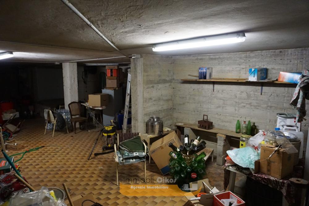 Seminterrato - Appartamento quadrilocale in vendita a tortoreto