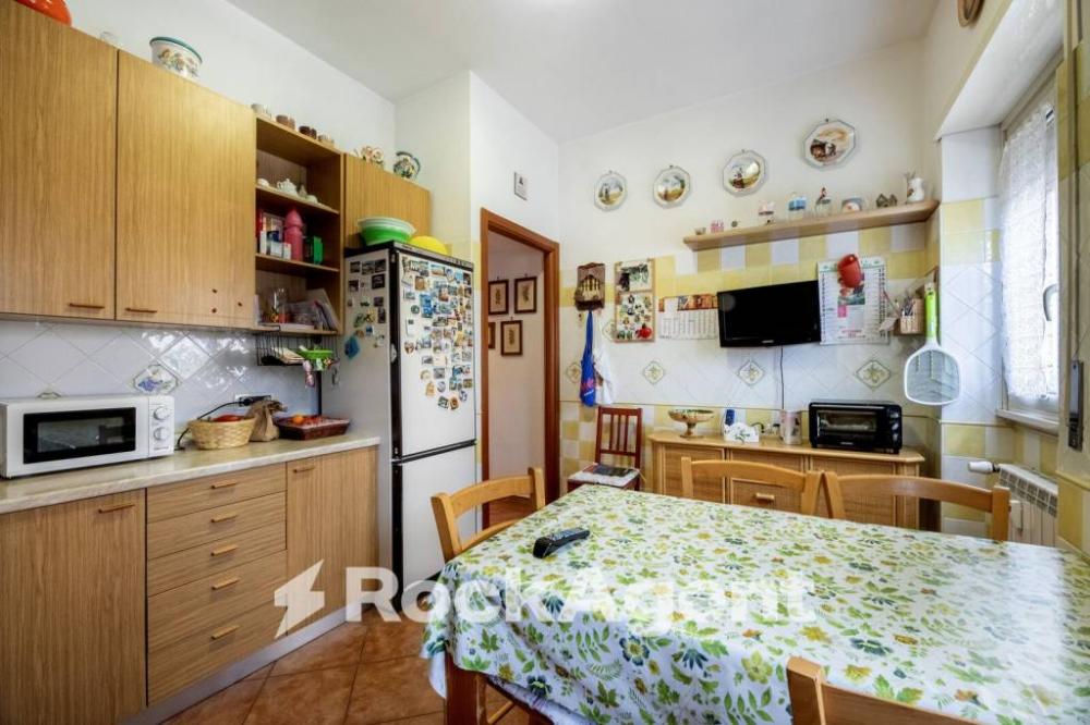 33c5127ac8bf9e409e40ff2166784ba0 - Appartamento plurilocale in vendita a Roma