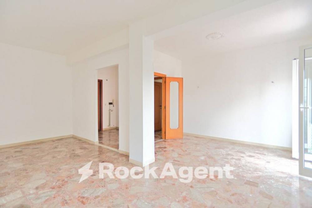 1c6c6c65714ed424a269866effdca4ef - Appartamento trilocale in vendita a Roma