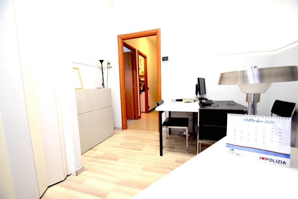 Appartamento quadrilocale in affitto a Genova