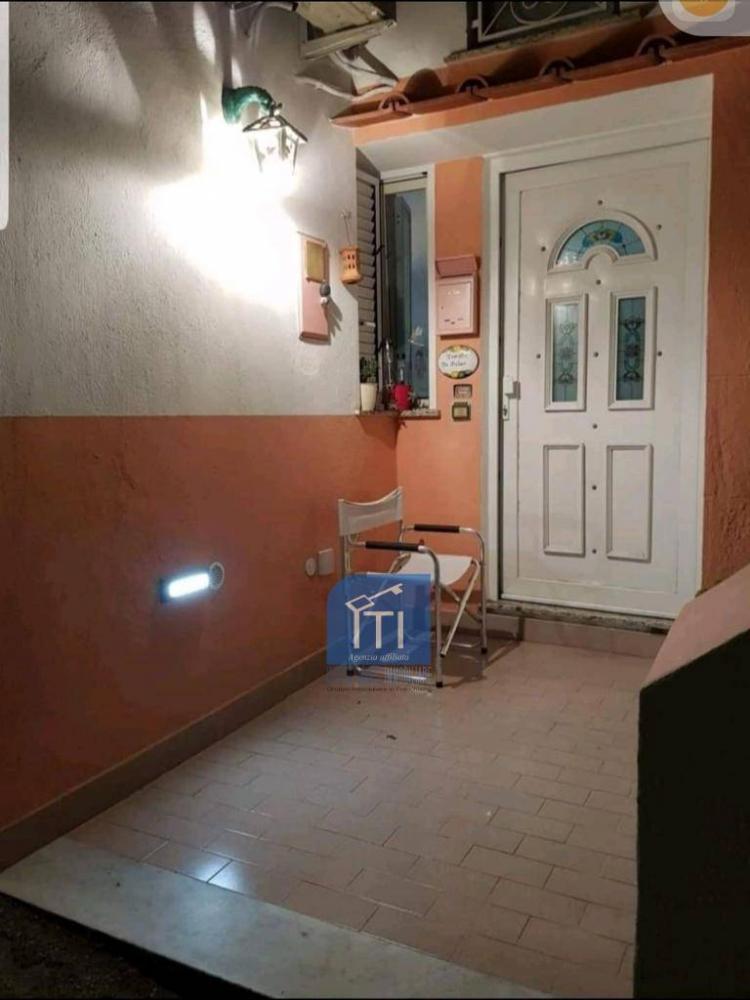 Casa bilocale in vendita a Barano d'Ischia